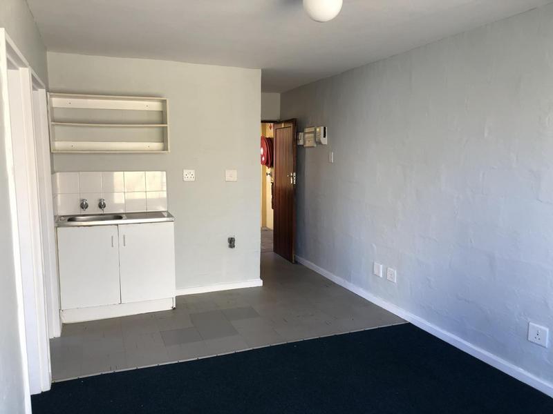 To Let 2 Bedroom Property for Rent in Amalinda Eastern Cape